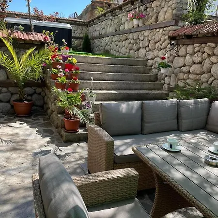 Πανσιόν александра Dobrinishte