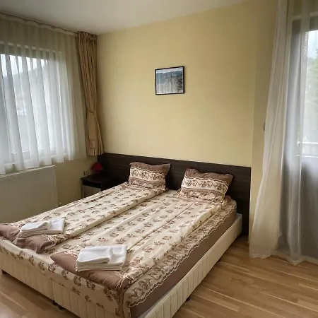 александра 3* Dobriniště