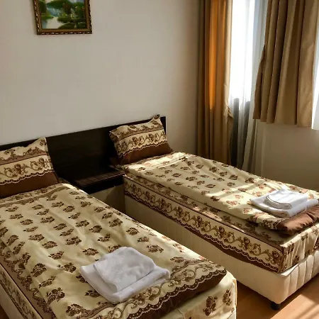 александра 3*