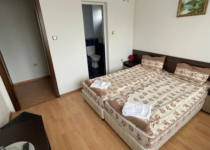 Affittacamere александра 3*