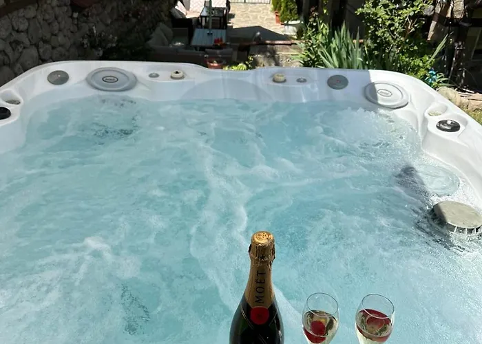 Affittacamere александра 3*