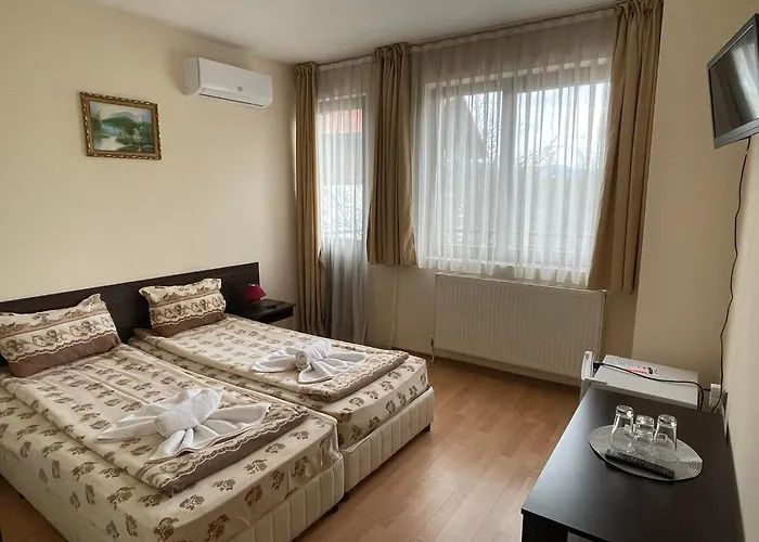 александра Affittacamere Dobrinishte