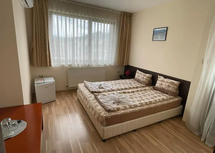 александра Dobrinishte