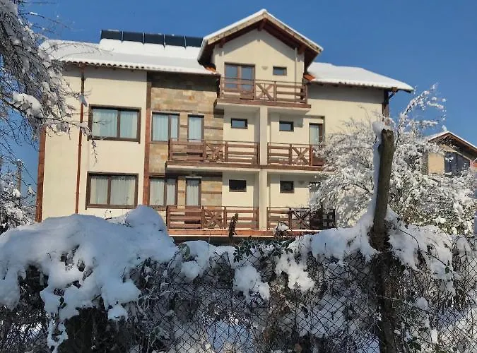 александра Affittacamere Dobrinishte