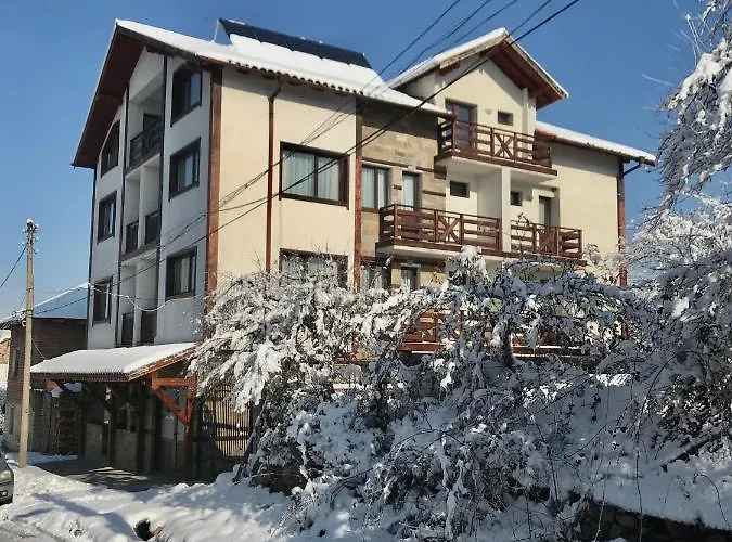 александра Affittacamere Dobrinishte